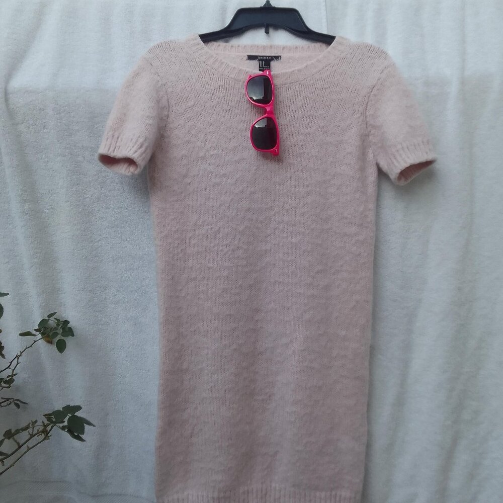 Bundle matching sunglass&Forever 21 knit mini dress